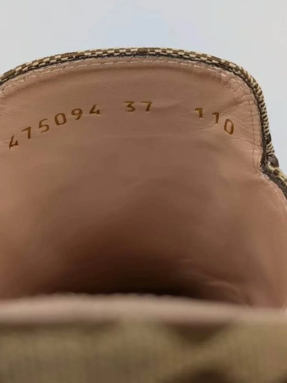 Gucci Monogram Jumbo GG Malaga Princetown Slippers Camel Ebony Beige EU37 475094 - Picture 10 of 13